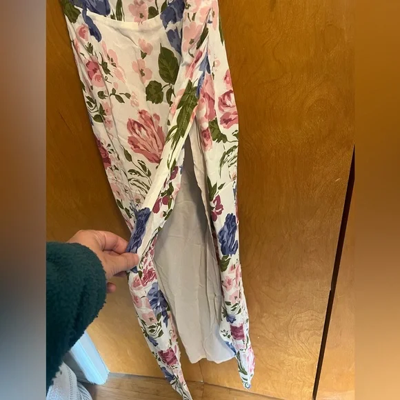 Reformation Riya Cutout Floral Print Midi Dress - Picture 5 of 7